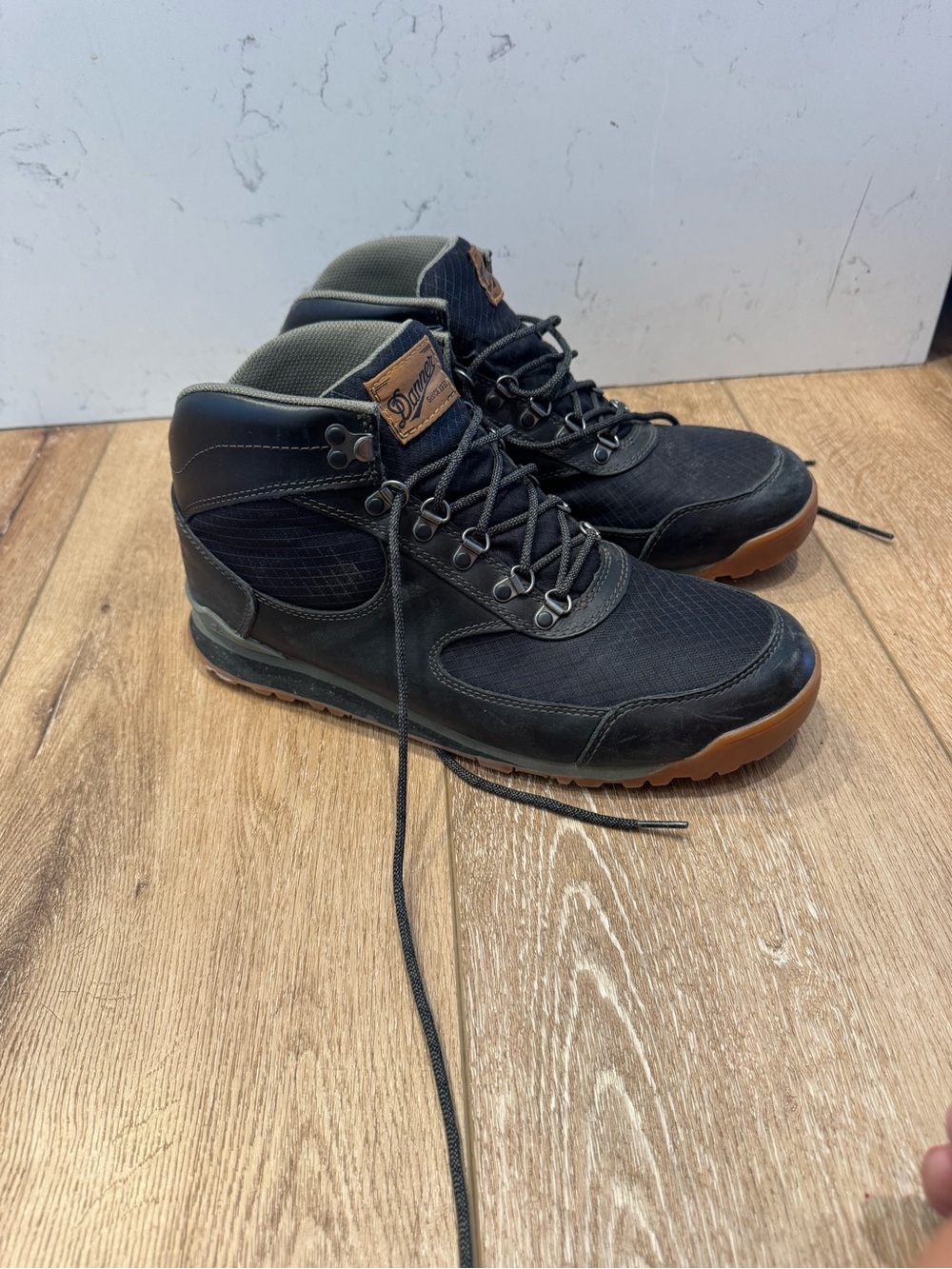 Men's Danner Jag II Mid Night Hiking Boots size 10.5